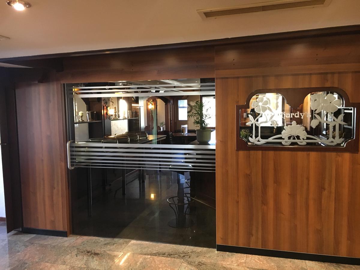 Hotel Rebstock รูสท์ ภายนอก รูปภาพ